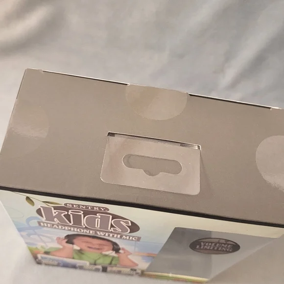 2 x Kids Headphones w/mic. - Picture 9 of 16